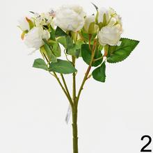 Kytica umelých ruží s 7 kvetmi, 34 cm.