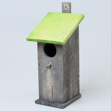 TD015.MZ  ZAHNIEZĎOVACIA BUDKA SIVÁ+ZEL.STRECHA 14x13x30/35CM - FLORASYSTEM