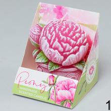 Sviečka v tvare pivónie, mix farieb.