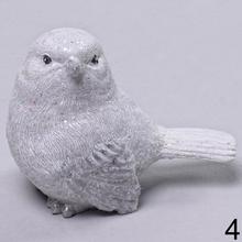 Štyri keramické vtáčiky v mixe farieb, veľkosť 6,5x4x5cm.