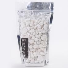 51.001.02.01 KÁMEN dekoračního BÍLÝ 9-13MM 0,50KG - Kamínky | FLORASYSTEM