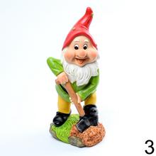 Trpaslíci z polyresínu v rôznych farbách.