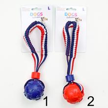 Hračky pre psa v dvoch farbách s elastickým úchopom.