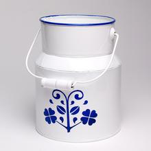 VÁZA KONVA S RÚČKOU KOV  MODROTLAČ 1 V:18/27,5x12CM SUPER CENA! - Kovové nádoby | FLORASYSTEM