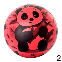 Lopta PANDA s motívom pandy, dostupná v dvoch farbách.