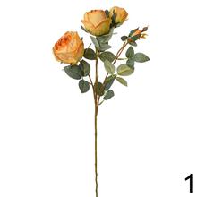 Umelé kvety ruže v dvoch farbách, 4 puky, 62 cm.
