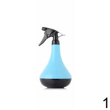 Postrekovač 750 ml v mixe farieb.