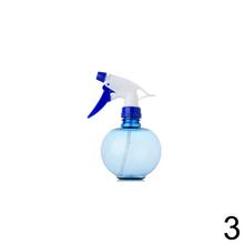 Postrekovač 350 ml v zelenej farbe.