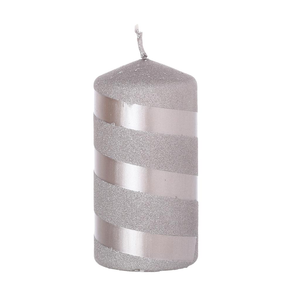 Vánoční svíčka s metalickými pruhy v šampaňském odstínu.