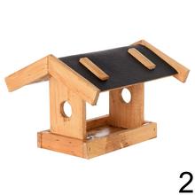 Drevené krmítko č.5 - Malý salaš s čiernou strechou.