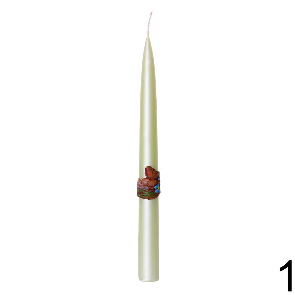 Velikonoční svíčky ve tvaru špičky, žlutá a zelená s dekorací kuřátka.