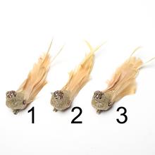 VTÁČIK NA ŠTIPCI ZLA/KRÉ GLITER MIX s perím