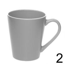 Keramická šálka s objemom 350ml v oranžovej farbe.