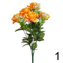 Kytica umelých ruží v mixe farieb.