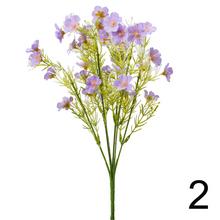 Kytica lúčne kvietky mix s rôznymi farbami.