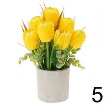 Umelé tulipány v črepníku mix farieb.