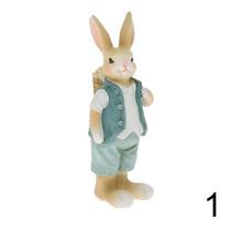 Zajačik a zajačica s košíkom, zelená farba, keramické dekorácie.