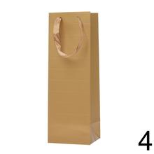 Darčeková taška na víno v rôznych farbách.