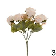 Kytica umelých ruží v mixe farieb.