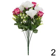 Kytica umelých kvetov s ružami a magnóliami v mixe farieb.