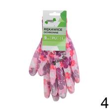 Ochranné rukavice s kvetinovým vzorom.