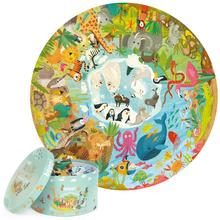 Okrúhly puzzle s 150 dielmi znázorňujúci zvieratá z celého sveta.