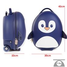 Kufor Boppi Tiny Trekker 17L v tvare tučniaka, modrý