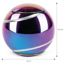 Gulička Spinner Ball v metalíze s viacerými farbami.