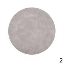 Súprava semišových tanierov v troch farbách.