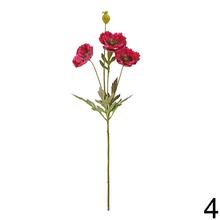 Umelé kvety maky v mixe farieb.