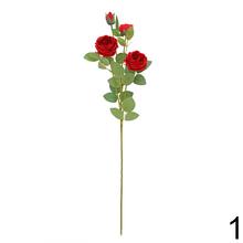 Umelé kvety - mix ruží v troch farbách.