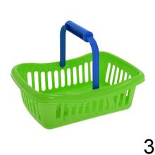 Plastový nákupný košík v zeleno-modrej farbe.