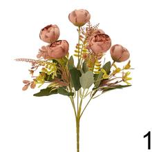 Kytica ranunculus so zelenými listami, 31 cm.