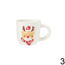 Sada vianočných šálok s motívmi Santa Clausa, snehuliaka a soba.