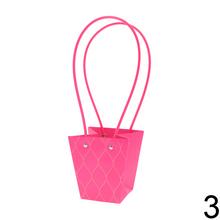 Malá taška na kvety v mixe farieb.