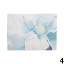 Darčeková taška s kvetinovým vzorom a glitrami.