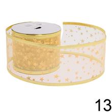 Vianočné stuhy v mixe farieb a vzorov.