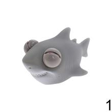 Stláčacie morské zvieratko 8cm, rôzne farby a tvary.