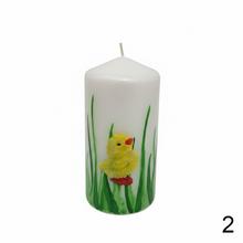 Veľkonočný valec so kvetinovým motívom.