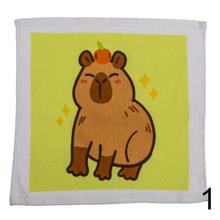 Magický bavlnený uterák s motívom kapybar.