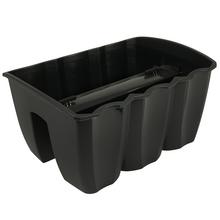 Hraník Crown na rúrku v antracitové barvě.