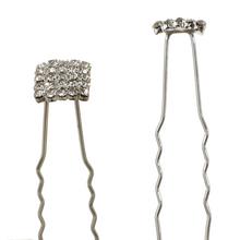 Ozdoba glitrový čtverec v boxu po 10 kusech.