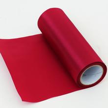 Saténová role v barvě vína, 16 cm x 6 m.