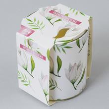 Svíčka ve skle s vůní bílého květu.