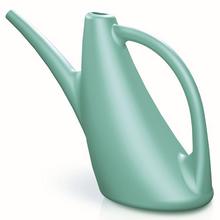 Zelená konvička s objemem 1,5L.