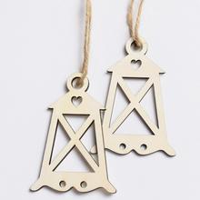 Dřevěný lampáš v přírodní barvě, sada 2 kusy.