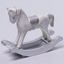 DREVENÝ HOJDACÍ KONÍK STRIEB+BIELY 13x4,5x11CM - FLORASYSTEM