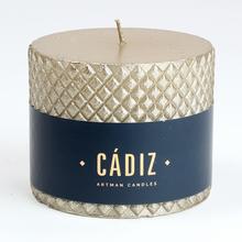 Vánoční svíčka CADIZ v šampaňském odstínu.