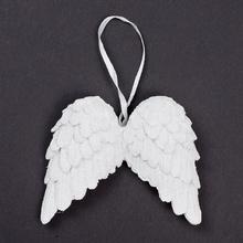 Bílá andělská křídla z polyresu.