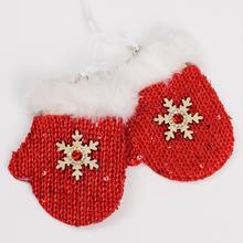 Červené vánoční rukavice s ozdobami